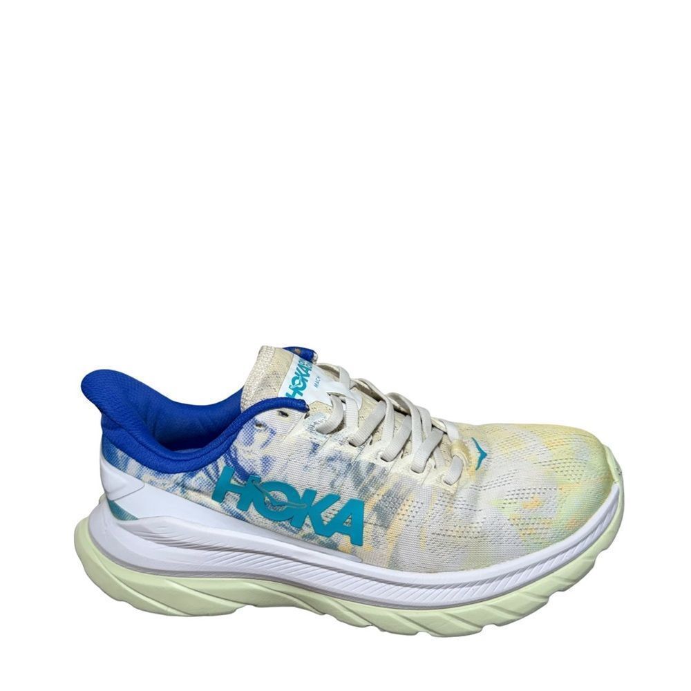 Hoka women’s Mach 4 White and Blue Athletic Sneakers size 8B